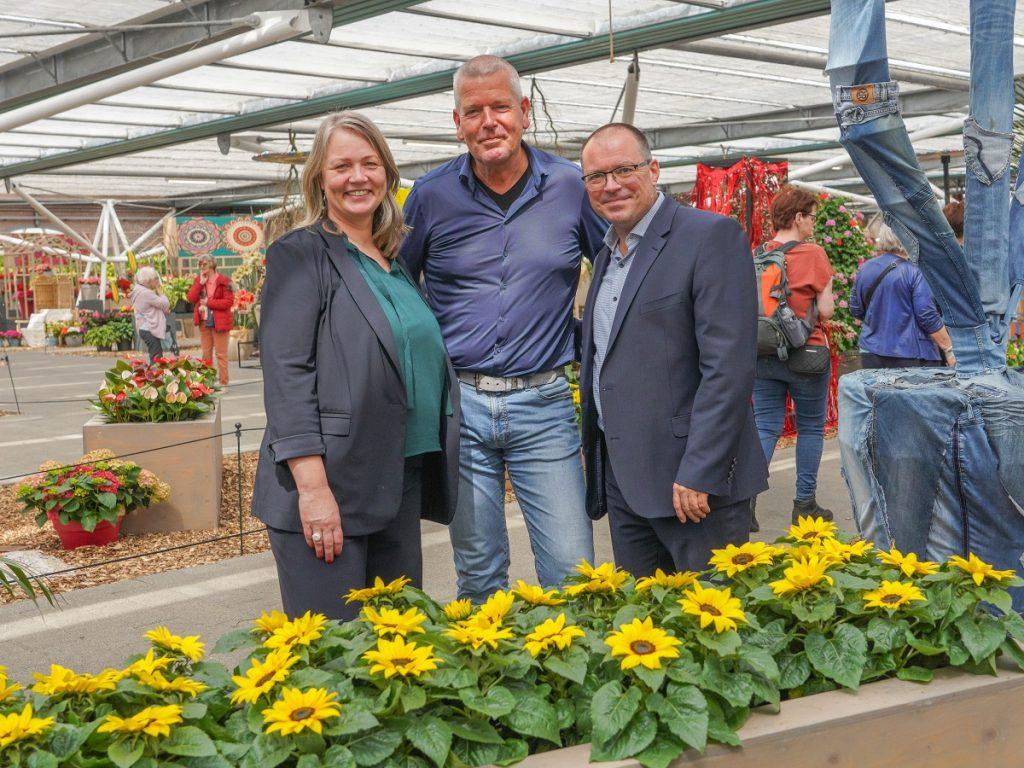 Jubilarissen Keukenhof en De Zonnebloem in het zonnetje gezet door Sunsation