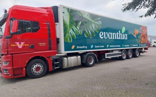 evanthia-en-velthoven-transport-een-vertrouwde-samenwerking-nu-zichtbaar-op-de-weg